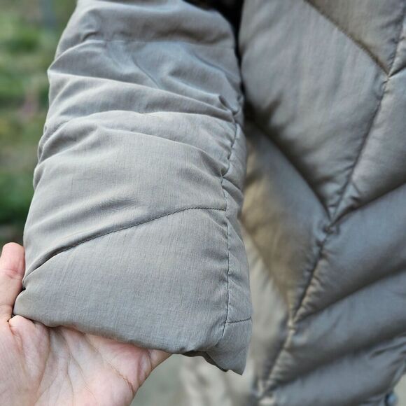 Bill Blass Puffer Down Coat For Women Fur Collar Size 10 - Picture 7 of 12